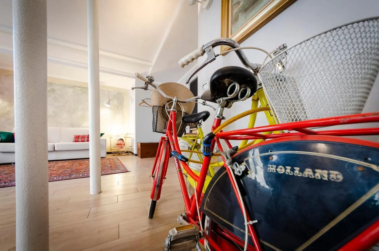 Joivy Superb Flat Near Christopher Columbus' House Genoa Apartment