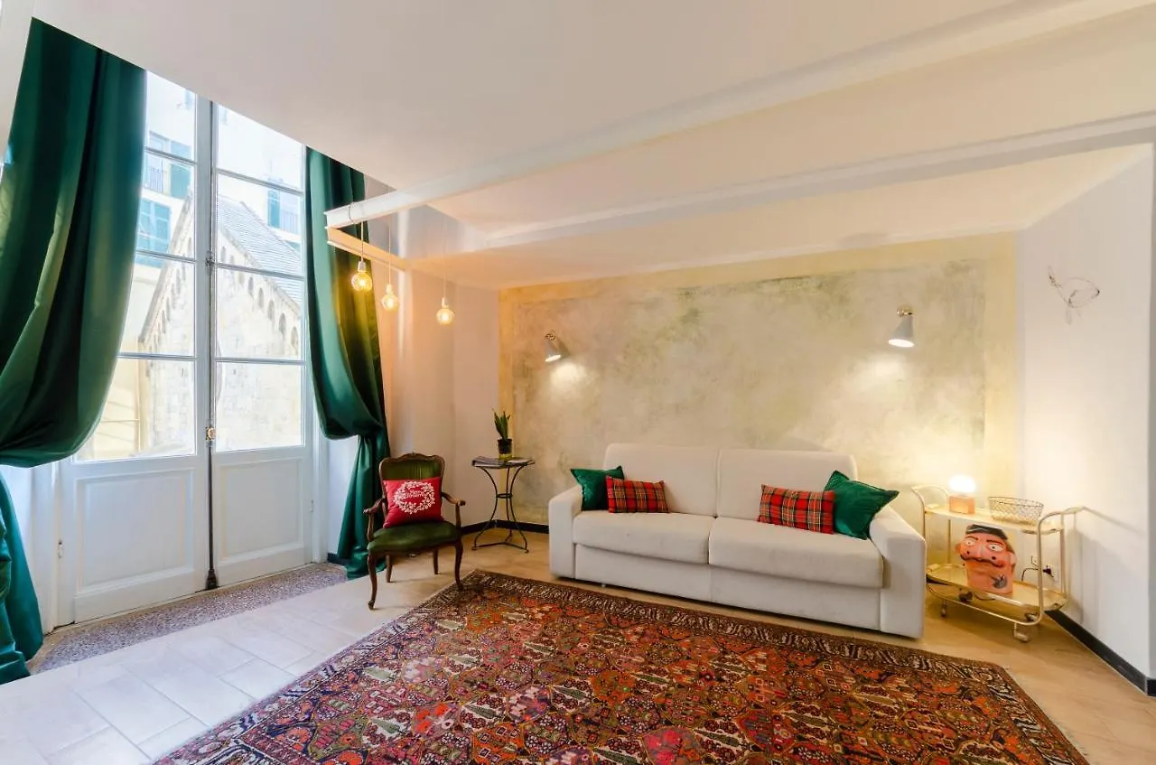 Joivy Superb Flat Near Christopher Columbus' House Genoa