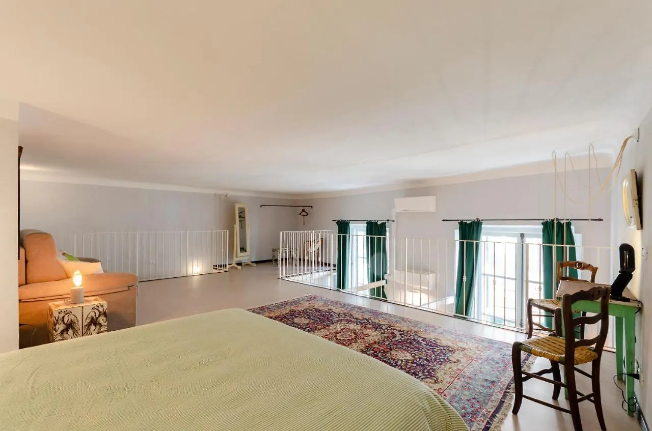 Joivy Superb Flat Near Christopher Columbus' House Genoa Italy